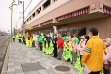 あいさつする橋本副市長