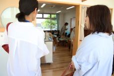 見学をしながら意見交流も