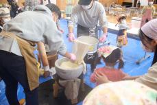 ほかほかのお米がきた！