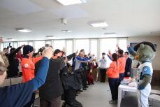 激励の杯、イタリアに日の丸を