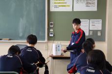 鬼原さん授業見学(国語)