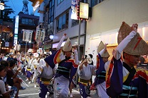 高円寺阿波踊りの様子の写真3