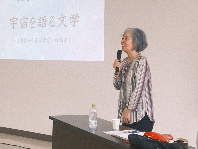 お話しする講師