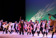 芸能発表「ひまわりちびっ子隊」