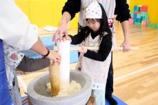 もちをつきます3