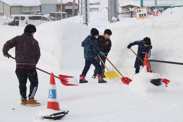 雪かきの様子