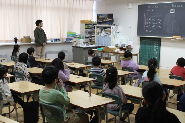 テレビ朝会の様子