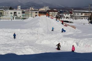 雪遊びの様子1