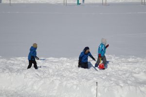 雪遊びの様子3