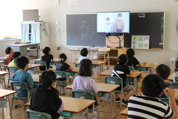 朝会の様子