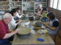 陶芸教室の参加者たち